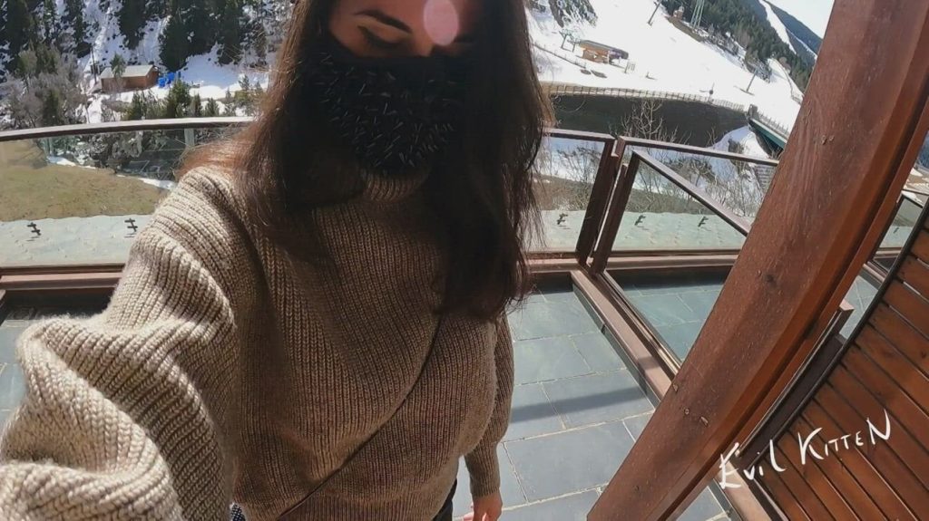 Chérie, tu restes ici. Je vais m'amuser 😈(domme)