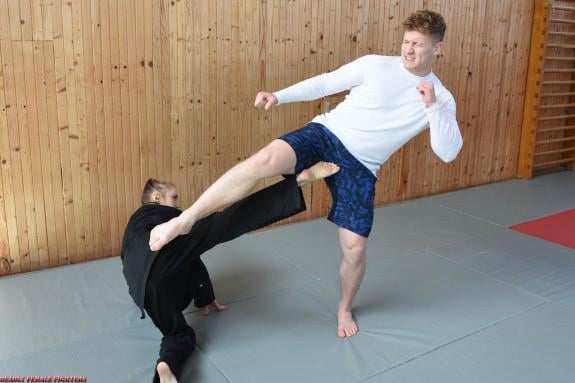 Ballbusting:++ Deadly Female Fighters 😈