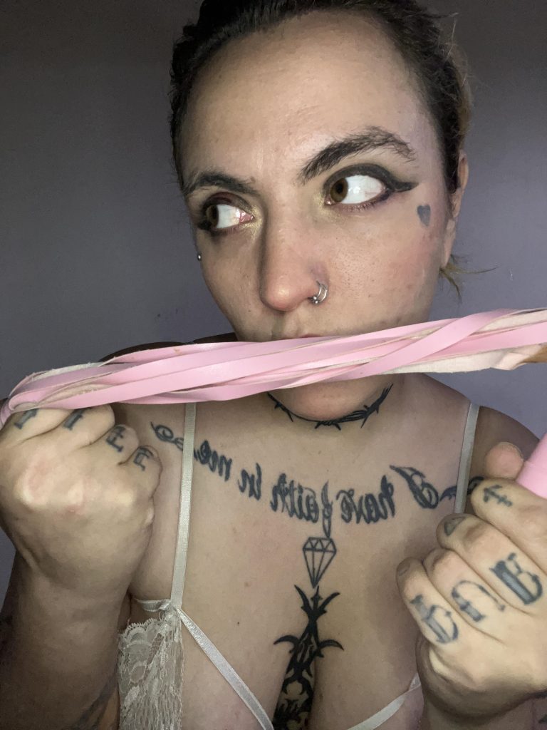 Spank:I want to see that ass prepared