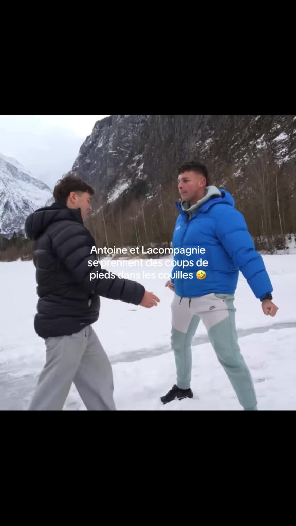 Tiktok (dans les couilles): Antoine et Lacompagnie se prennent des coups de pieds dans les couilles comme l