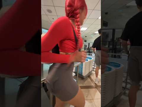 Youtube (controlled male chastity): E-Girl goes plugged up to the Airport😱🔌 #public #crazy #shorts|controlled male chastity,E-Girl goes plugged up to the Airport😱🔌 #public #crazy #shorts sur Youtube